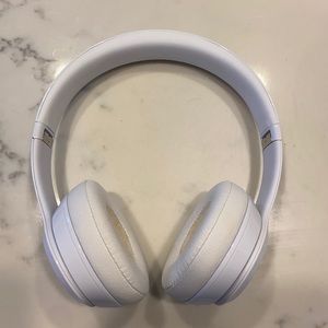 wireless beats headphones